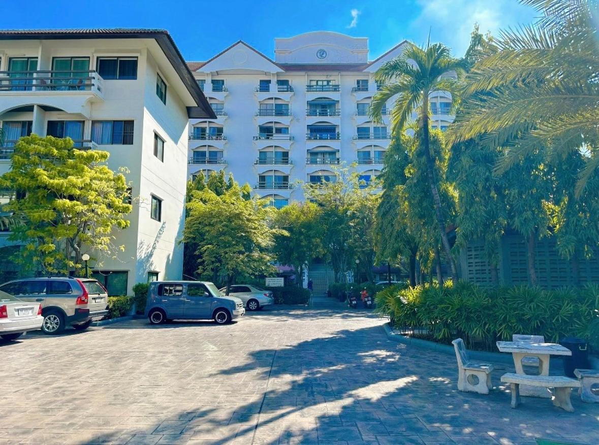 Studio Apartment Diana Estate Condominium Pattaya Ngoại thất bức ảnh